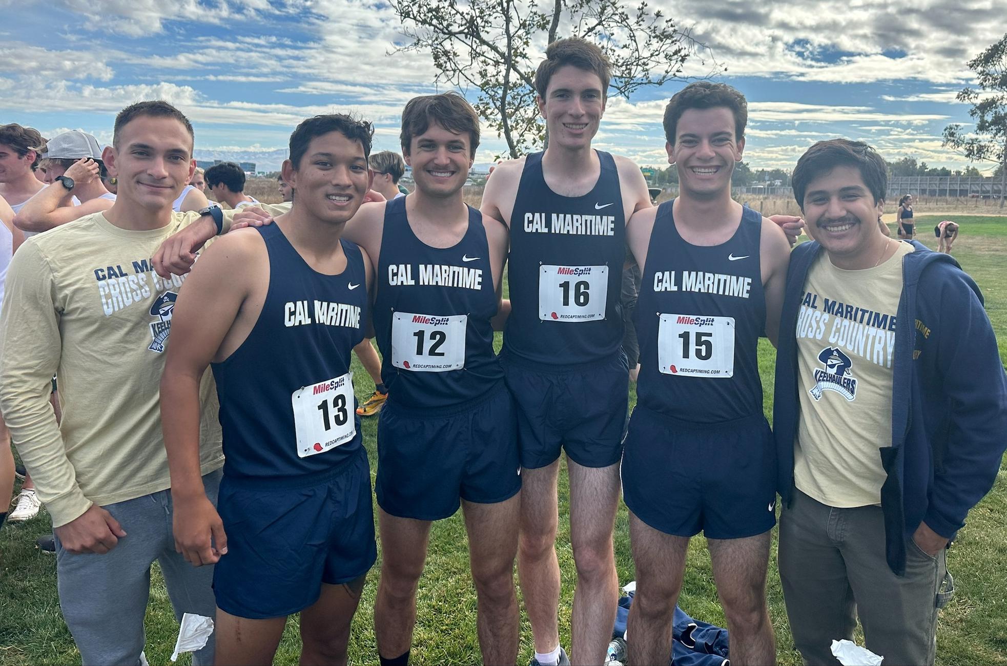 Lapinski leads Keelhaulers at Bronco Invitational