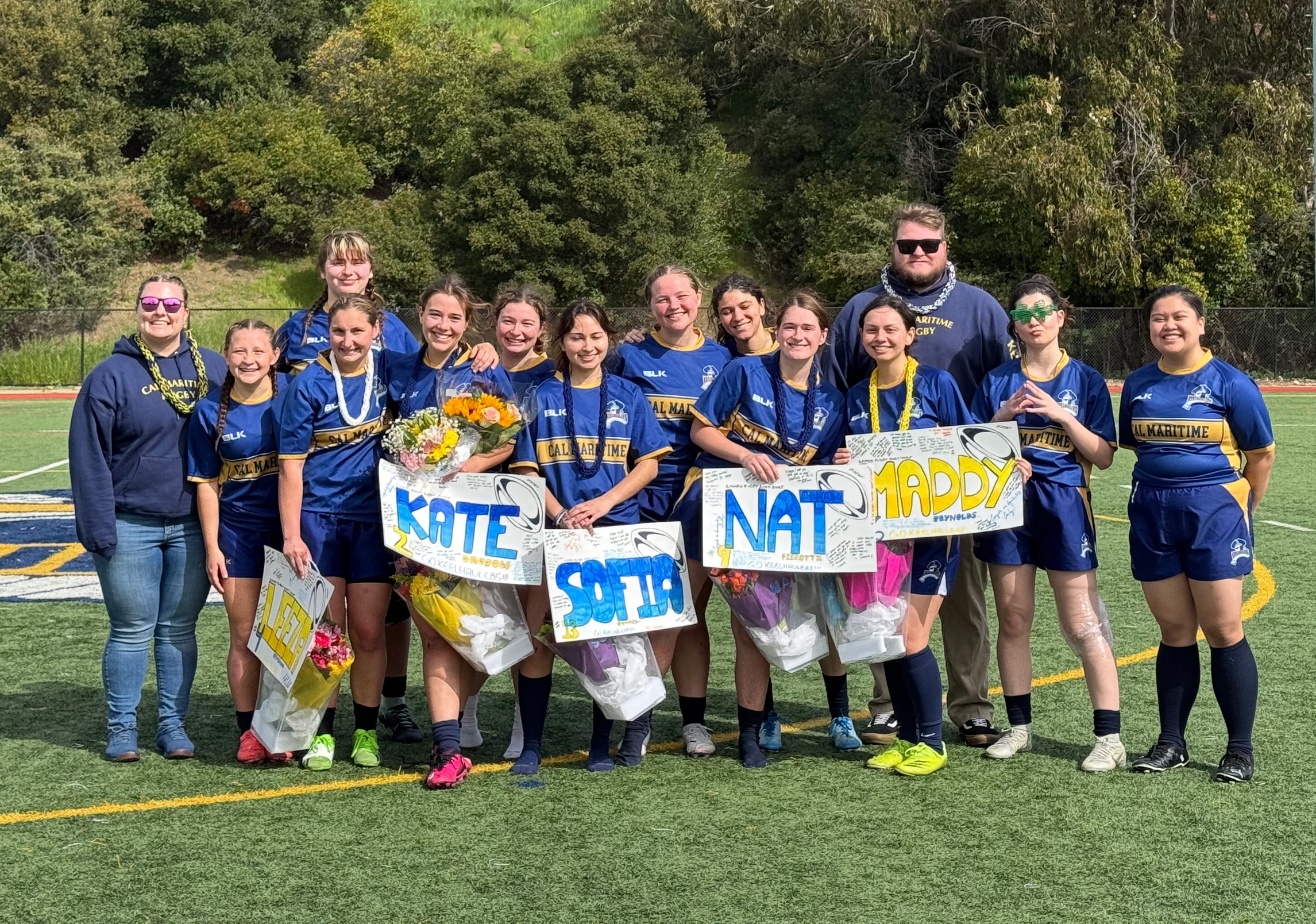 Women&rsquo;s rugby celebrates its seniors after hosting Saint Mary&rsquo;s